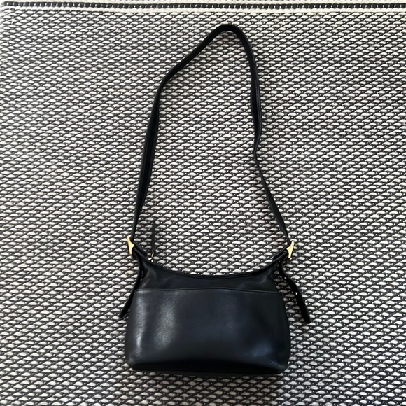 Coach Bags Vintage 9s Black Coach Shoulder Bag Poshmark